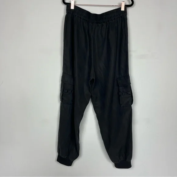 ALICE + OLIVIA DEDE SMOCKED CARGO PANTS IN BLACK SIZE LARGE - Picture 11 of 14